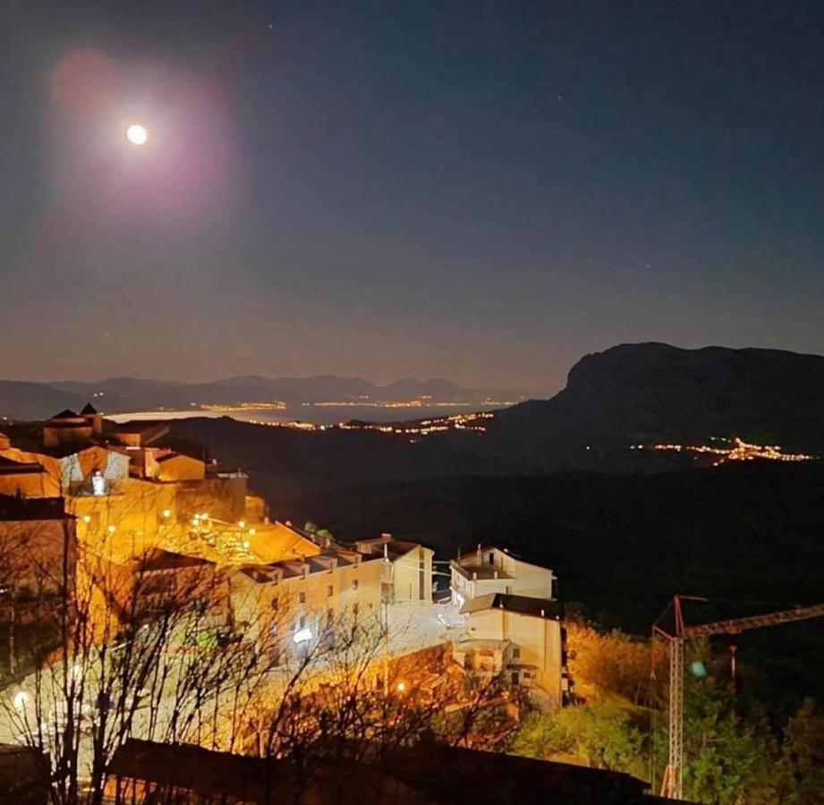 Agriturismo Ai Monaci Montano Antilia Экстерьер фото